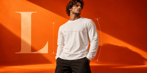 What Size Is a Large Long Sleeve Tee? Image